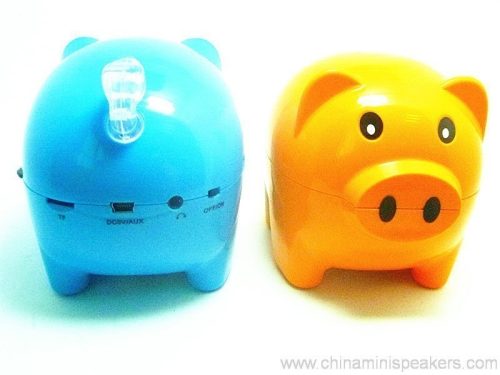 Pig shape speaker with USB and TF Slot