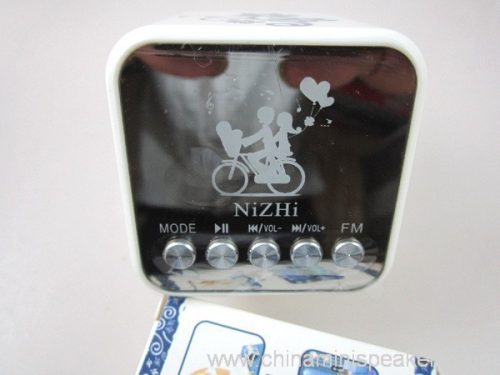 Portable Blue White Porcelain Mini Speaker