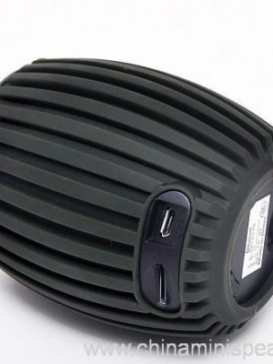 Awọn ere idaraya ti o ni awọ Alailowaya mini Bluetooth pẹlu ayanbon ohun ti o wa fun free fun atilẹyin kaadi tita 1 - Aworan 3