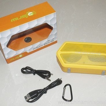 Портативдик Bluetooth Mini Динамик Карточканын окуу куралы FM радиосун жазууда 2