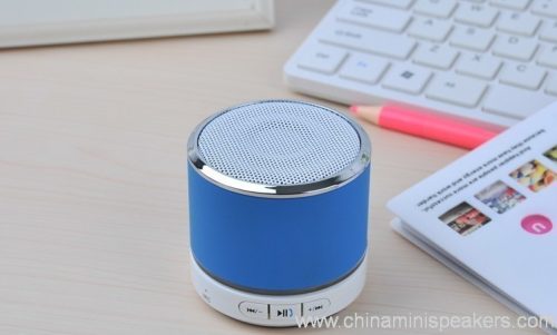Wireless Bluetooth 4.0 Wireless Mini Speaker with TF Card Slot Wireless Bluetooth Mini Speaker with TF Card Slot