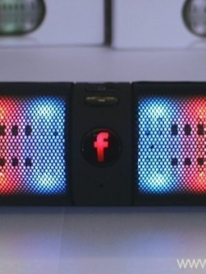 Sebui se se nang mohala sa Bluetooth se nang le Leseli la LED se bonts'ang radio ea DJ le FM - Setšoantšo 6