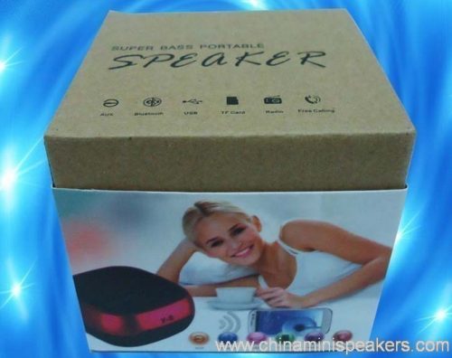 Portable card subwoofer Bluetooth speakers 2 Portable card subwoofer Bluetooth speakers