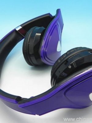 Igwe isi triangle arụnyere na kaadị ebe nchekwa nwere ọrụ redio FM - Image 11