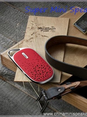 Mini Clip bluetooth Speaker with usb charger - Image 3