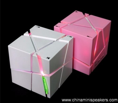 Cube super bass mini bluetooth speaker with fm radio 4 Cube Super Bass Mini Bluetooth Speaker with FM Radio