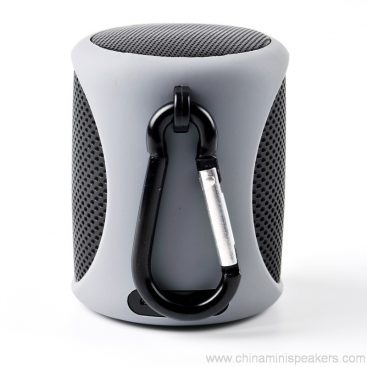 Heavy bass ourdoor sport speaker 4