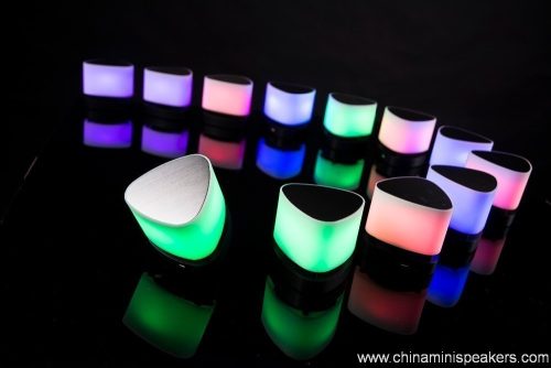 High quality audio led bluetooth speakers 2 High quality audio led bluetooth speakers