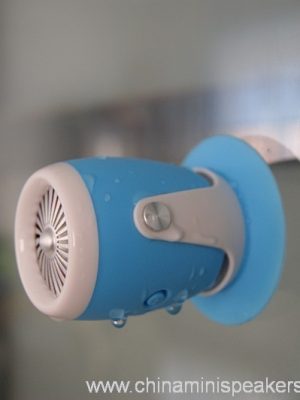 Wasserdichter micro-USB-Slot Pilz Silikon Saugnapf drahtlose Bluetooth-Lautsprecher - Bild 7