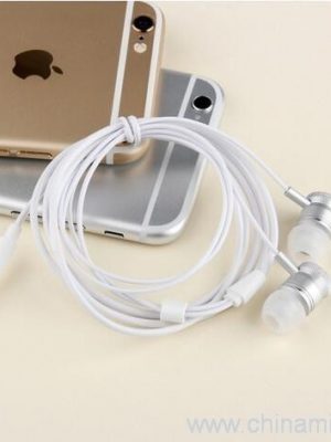 Cheap high quality nice voice wired earphone - Image 3