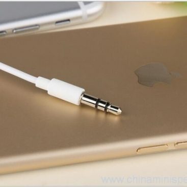 Cheap high quality nice voice wired earphone 4