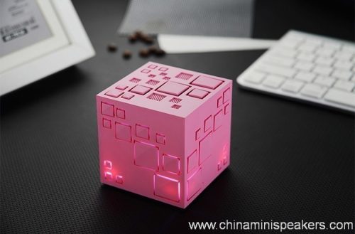 Led light cube wireless portable Bluetooth Speaker with TF Card FM Radio 7 LED Light Cube Wireless Portable Bluetooth Speaker with TF Card FM Radio