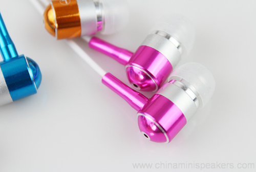 New style earphones and ear buds 3 New style earphones and ear buds