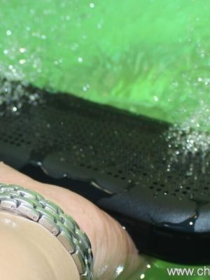 Reliable Waterproof Shower Speaker - Image 3