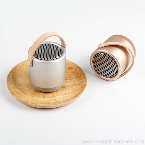 high-quality-hifi-bluetooth-speaker-with-handle-05 High Quality HIFI Bluetooth Speaker With Handle