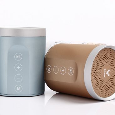 high-quality-wireless-mini-multifunctional-desktop-hifi-bluetooth-speaker-08