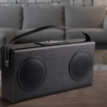 wooden-outdoor-high-quality-sound-bluetooth-speaker-01
