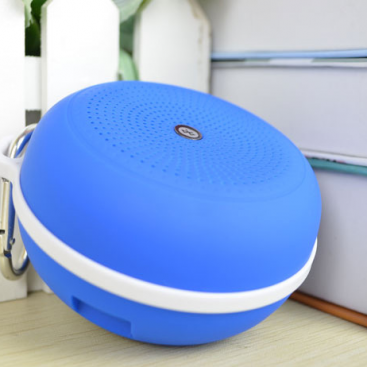 bluetooth-speaker-for-outdoor-sport-wireless-bluetooth-speaker-with-carabiner-02