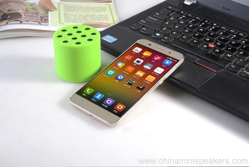 Honeycomb Bluetooth Speaker with TF Card