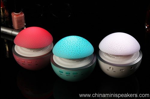 wireless-portable-lamp-mini-mushroom-bluetooth-speaker-01 Wireless Portable Lamp Mini Mushroom Bluetooth Speaker