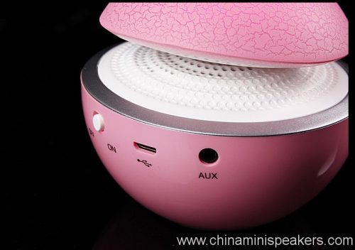 wireless-portable-lamp-mini-mushroom-bluetooth-speaker-05 Wireless Portable Lamp Mini Mushroom Bluetooth Speaker